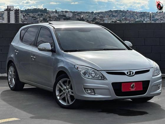 HYUNDAI I30 2.0 MPFI GLS 16V GASOLINA 4P AUTOMÁTICO HYUNDAI I30 2.0 MPFI GLS 16V GASOLINA 4P AUTOMÁTICO